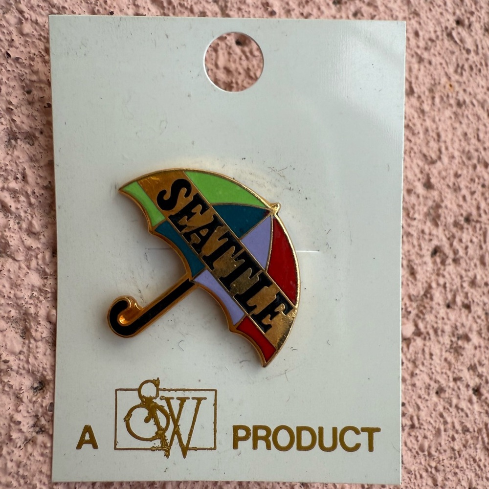 NWT Vintage Colorful Seattle Umbrella Pin (Seattle, Washington)